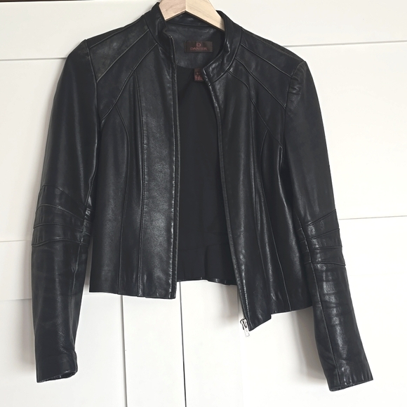 Cropped leather jacket - Picture 14 of 15